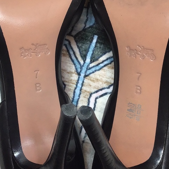 COACH ‘Holmes’ Black Studded Dress Leather - Picture 6 of 13